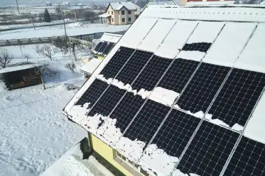 Panneaux photovoltaïques en hiver : sont-ils toujours aussi performants?